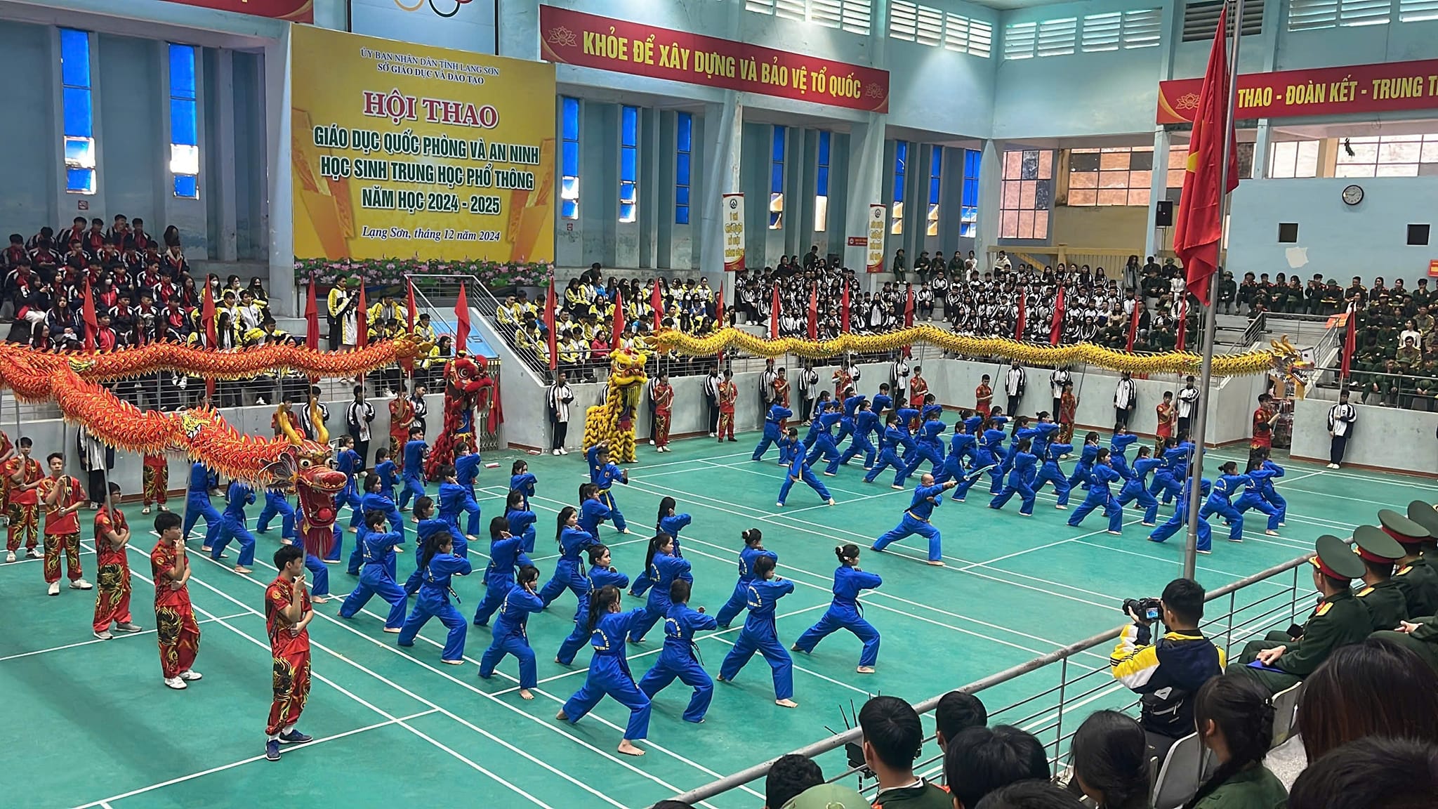 Thi đấu