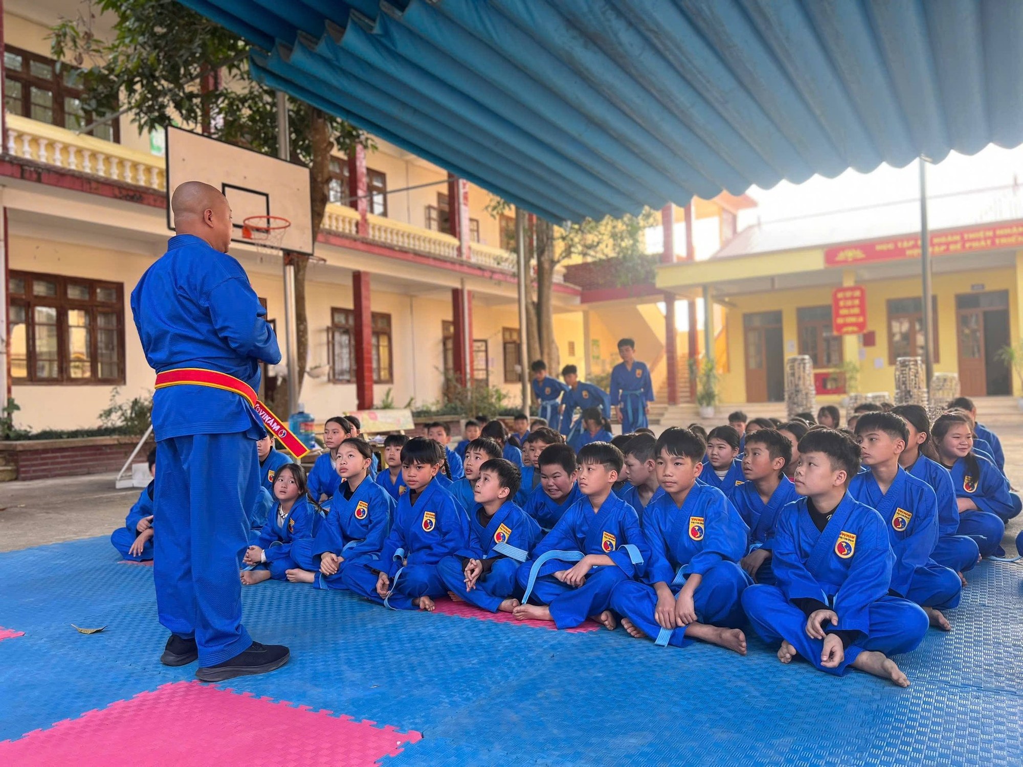 Lớp tập tại Chu Văn An
