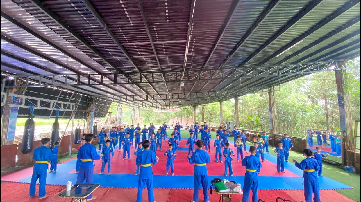 Lớp học 05
