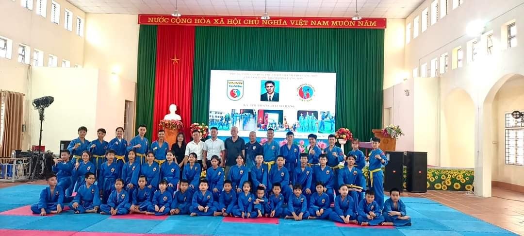 Tập thể 01