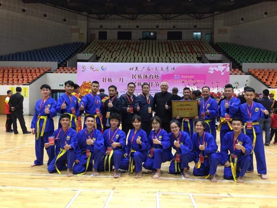Thành tích 02